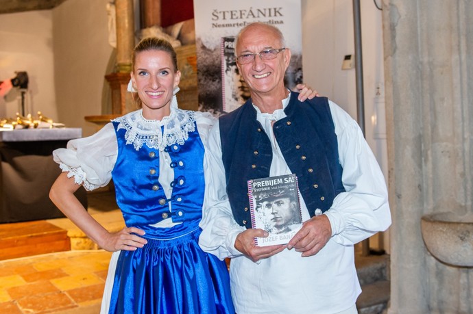 FOTO: Adela Vinczeová a Jozef Banáš. – stránka 1