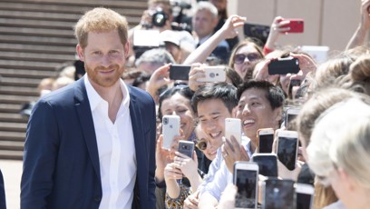 FOTO: Ještě v roce 2018 se princ Harry a Meghan Markle těšili u Australanů velké oblibě. Po jejich odchodu z královské rodiny se ale situace značně proměnila.