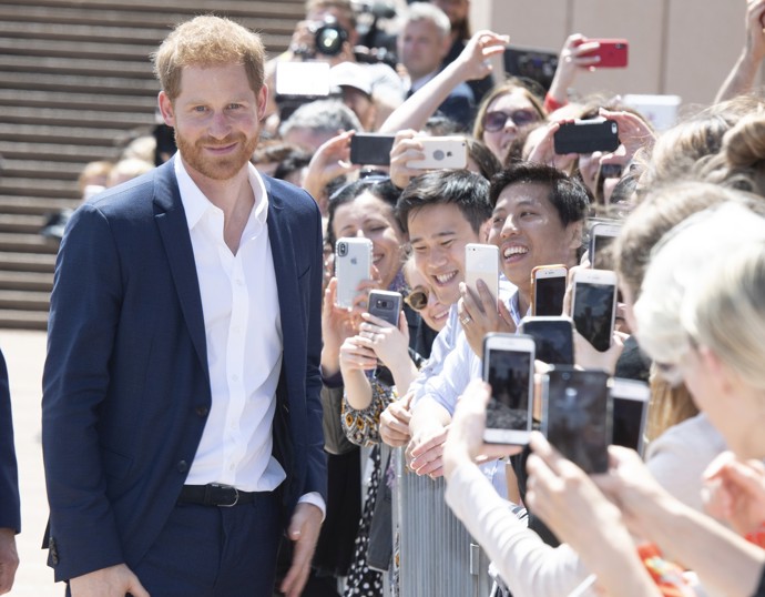 FOTO: Ještě v roce 2018 se princ Harry a Meghan Markle těšili u Australanů velké oblibě. Po jejich odchodu z královské rodiny se ale situace značně proměnila. – stránka 3