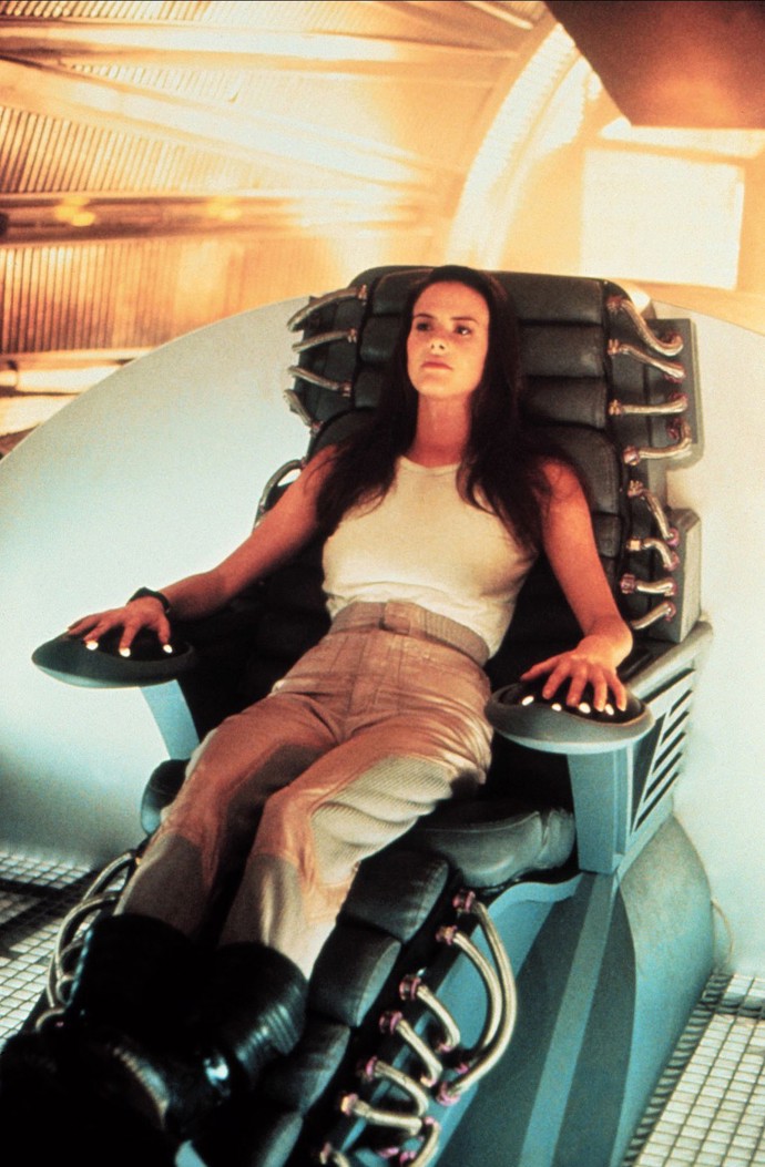 FOTO: Herečka a modelka Annabel Schofield zemřela na rakovinu. – stránka 1