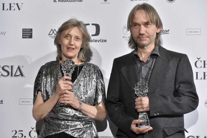 FOTO: Irena Havlová a její manžel Vojtěch Havel získali Českého lva. – stránka 1