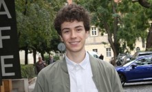 Od seriálu Modrý kód až na Eurovizi. Kdo je Daniel Žižka, který svým hlasem naprosto zmrazil porotu