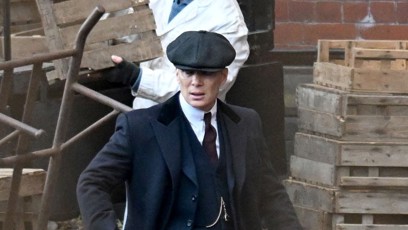 FOTO: Cillian Murphy se vrací v legendární roli Thomase Shelbyho.
