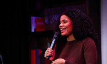 Bianca Cristovao je stand-up komička. 