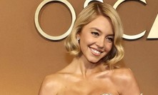 Herečka Sydney Sweeney na předávání čestných Oscarů. 