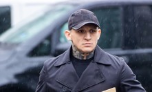 Gábor Boráros přišel na pohřeb s fotografií v rámečku.