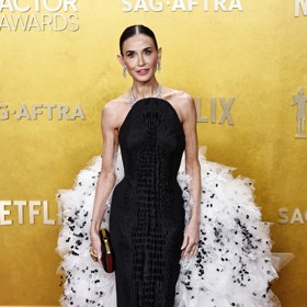 Také Demi Moore je předmětem kontroverze, a to kvůli své štíhlé postavě.