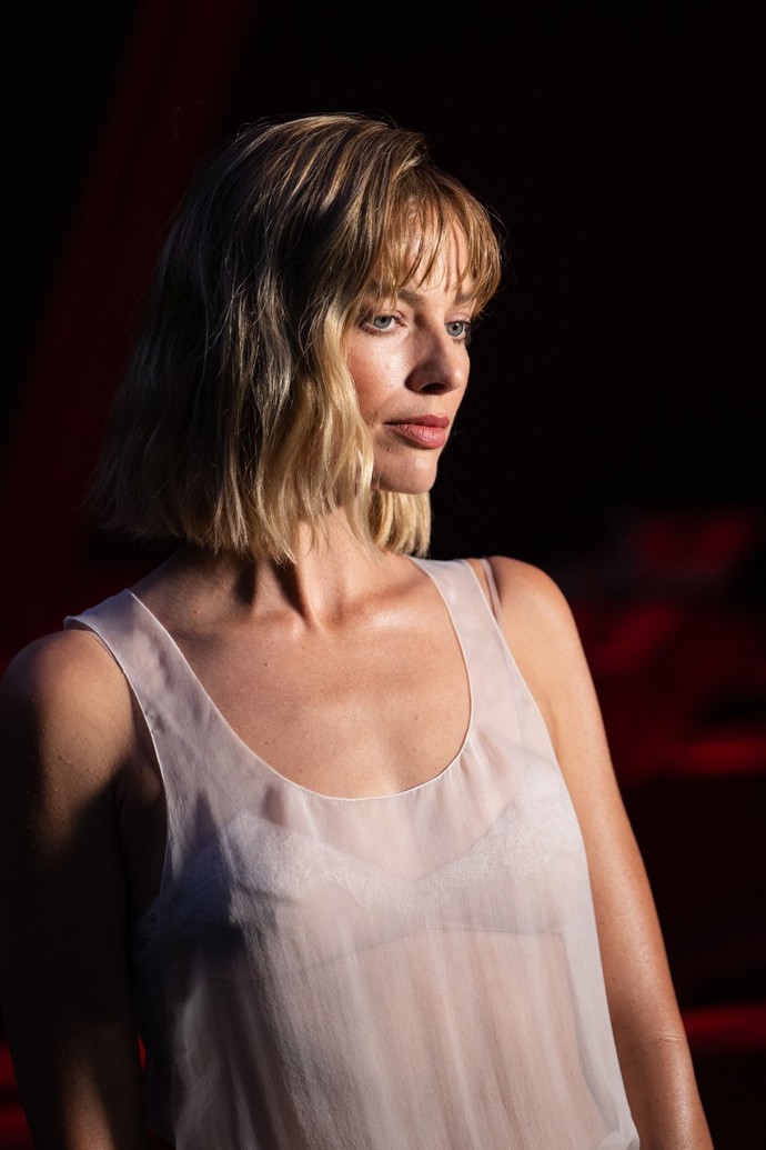 FOTO: Margot Robbie shodila dlouhé vlasy. – stránka 2