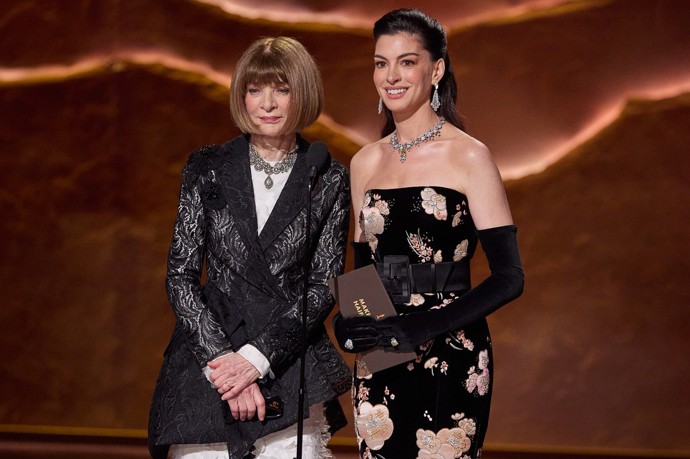FOTO: Anna Wintour a Anne Hathaway na Oscarech.