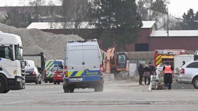 FOTO: Požár haly.