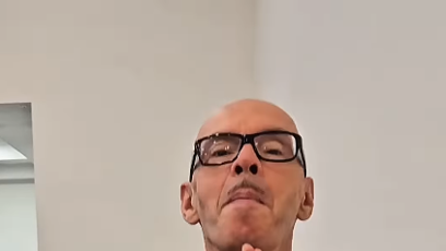 FOTO: Oto Klempíř vyběhl do schodů.