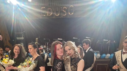 FOTO: Zesnulá Dominika Elischerová alias Mína se svou sestrou Adélou Soukupovou.