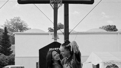 FOTO: Štěpánka a Alžběta se zasnoubil na basketbalovém zápase.