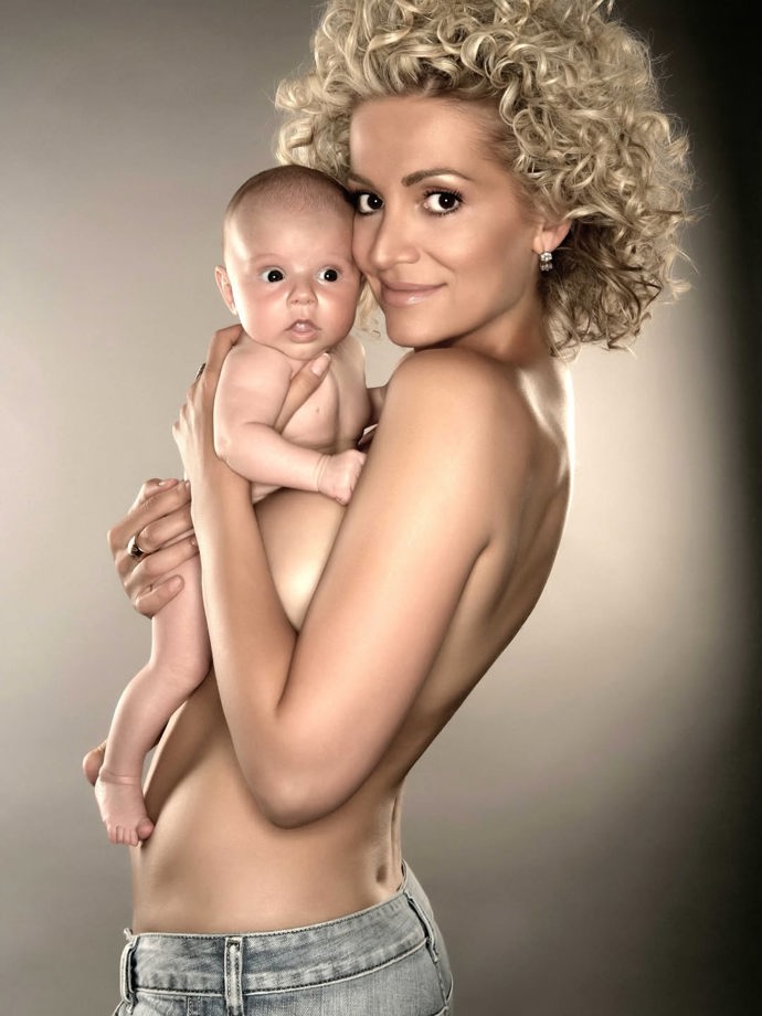 FOTO: Dara Rolins sdílela na Instagramu archivní snímek. – stránka 1