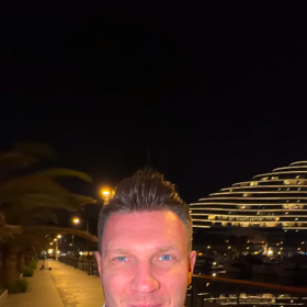 Jiří Hanousek na svůj Instagram nahrál video z Dubaje.