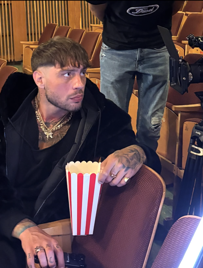 FOTO: Tommy Kotty se před časem dostal do sporu s influencerkou Rachel Karnížovou. – stránka 1