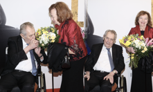 Velký večer Klausové: Bohdalová i Zeman na červeném koberci, exprezident se ukázal jako gentleman