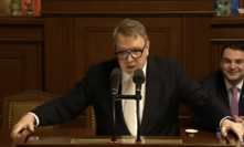 Aleš Juchelka v ostré hádce v Poslanecké sněmovně.