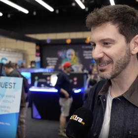 Moderátor Petr Říbal během rozhovoru pro eXtra.