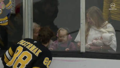 FOTO: David Pastrňák měl v hledišti největší podporu.