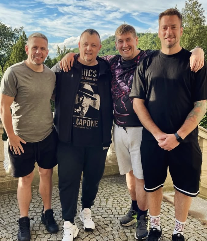 FOTO: Pánové z Extrémních proměn. – stránka 14