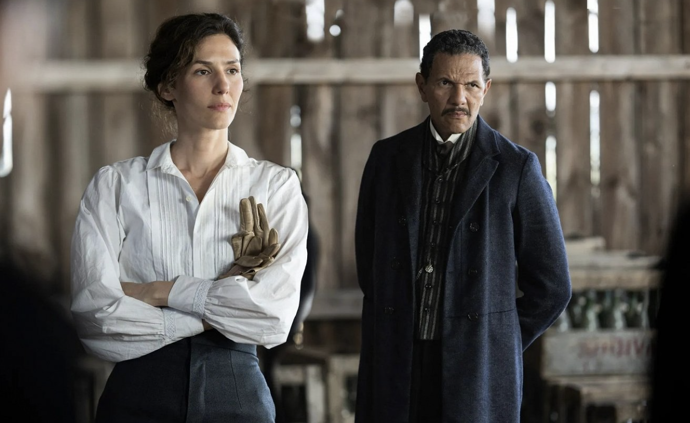 FOTO: Doria Tillier ve filmu Ve jménu cti.