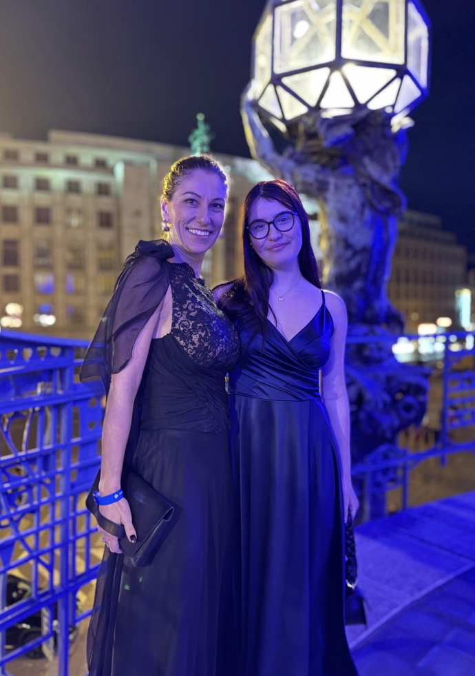 FOTO: Eva Decroix na plese s dcerou.