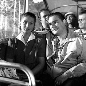 František Dibarbora a Stanislava Seimlová ve filmu Dovolená s Andělem.