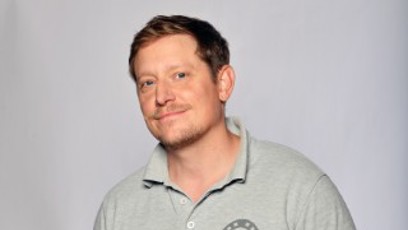 FOTO: V novém seriálu O lidech a koních hraje Štěpán Benoni veterináře Tomáše Kučeru.