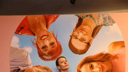 FOTO: Anna Polívková zapózovala u fotostěny.