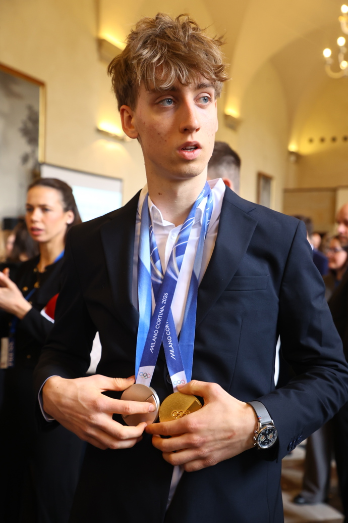 FOTO: Rychlobruslař Metoděj Jílek se svými medailemi. – stránka 6