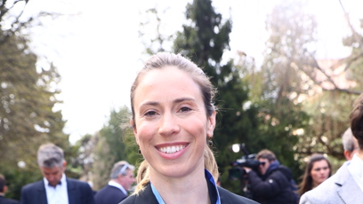 FOTO: Snowboardistka Eva Adamczyková se svou medailí.