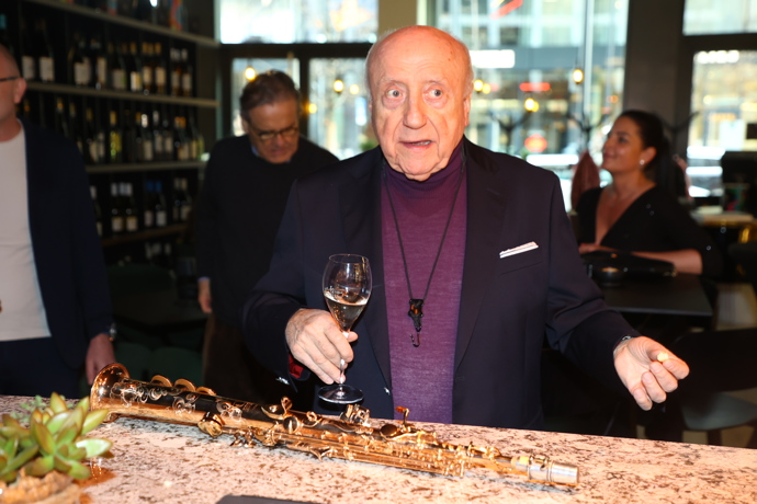 FOTO: Felix Slováček se snaží hodně pracovat. – stránka 50