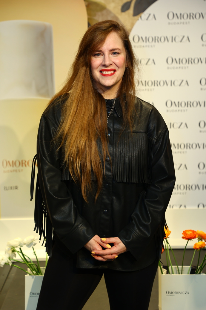 FOTO: Herečka Petra Nesvačilová. – stránka 3