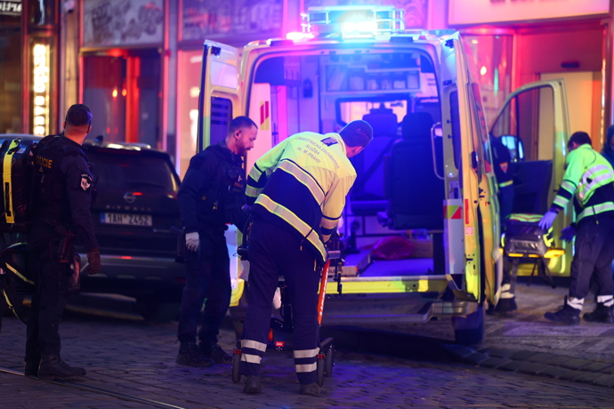 FOTO: Policisté i záchranáři zasahovali v Praze. – stránka 5