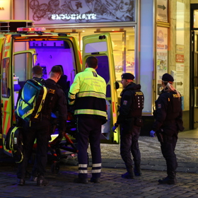 Na místě bylo několik jednotek.