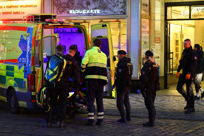 FOTO: Na místě bylo několik jednotek. – stránka 4