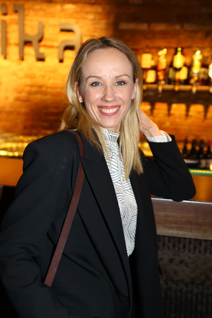 FOTO: Herečka Petra Hřebíčková. – stránka 17