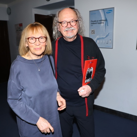 Frontman kapely Žlutý pes nechyběl na večeru plném devadesátkových hitů.