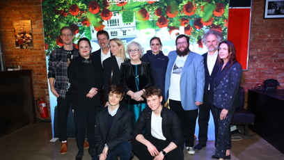 FOTO: Herci ze seriálu Pád domu Kollerů.