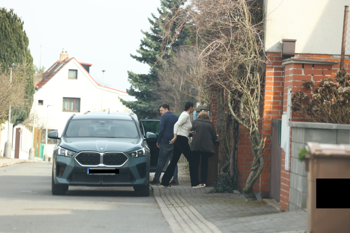 FOTO: Ornella Koktová si převzala dům za necelých 23 milionů korun. – stránka 60