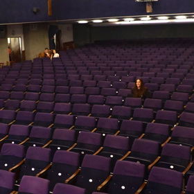 Aneta zůstala jako poslední divák.