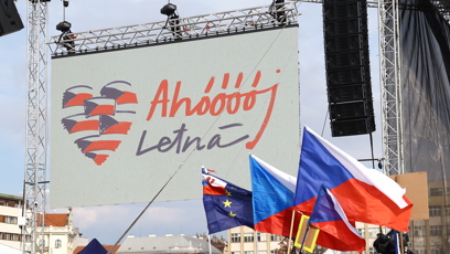 FOTO: Demonstrace Milion chvilek na Letné.