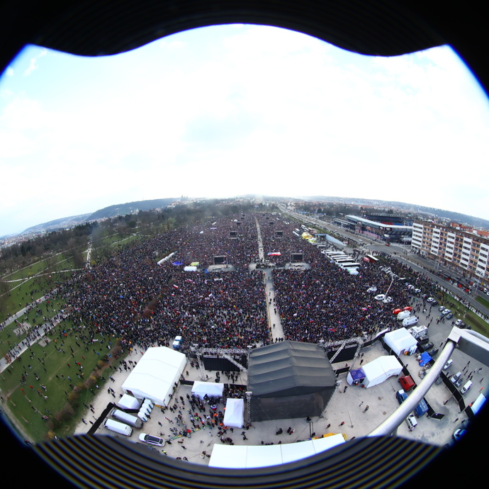 FOTO: Demonstrace Milionu chvilek na Letné – stránka 7