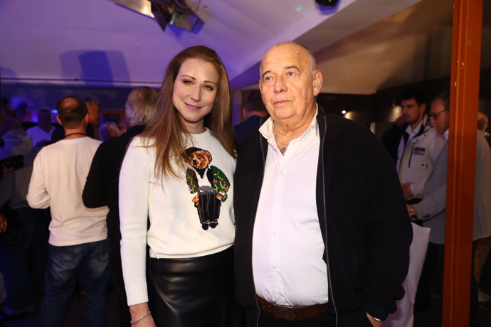 FOTO: Ivan Vyskočil dorazil na oslavu Martina Maxy.