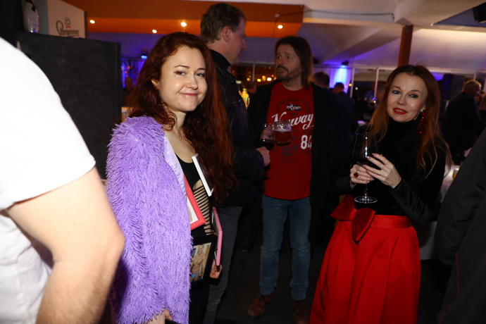 FOTO: Eva Toulová budila pozornost. – stránka 19