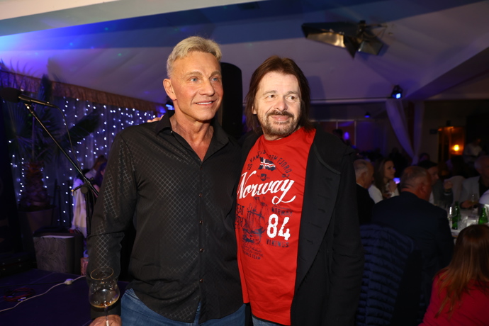 FOTO: Martin Maxa se ochotně fotil. – stránka 10