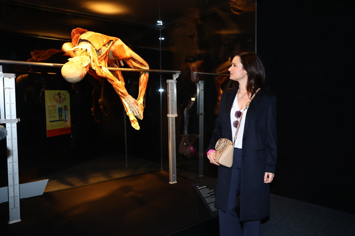 FOTO: Klára Doležalová na výstavě Body Worlds. – stránka 7