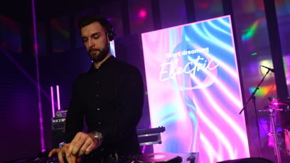 FOTO: Electric Dreams, mezinárodní projekt značky IQOS, propojil technologie a umění do jednoho pulzujícího zážitku.