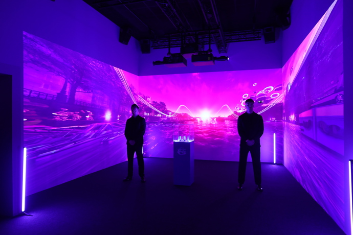 FOTO: Závod mezi oceánem a pevninou v Lisabonu. – stránka 21